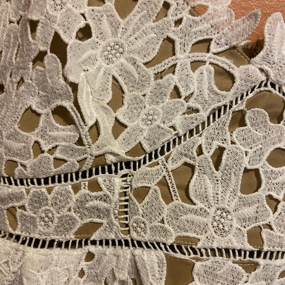 Sans Souci White Lace Dress | Size Large | Midi/Maxi Length - Picture 4 of 4